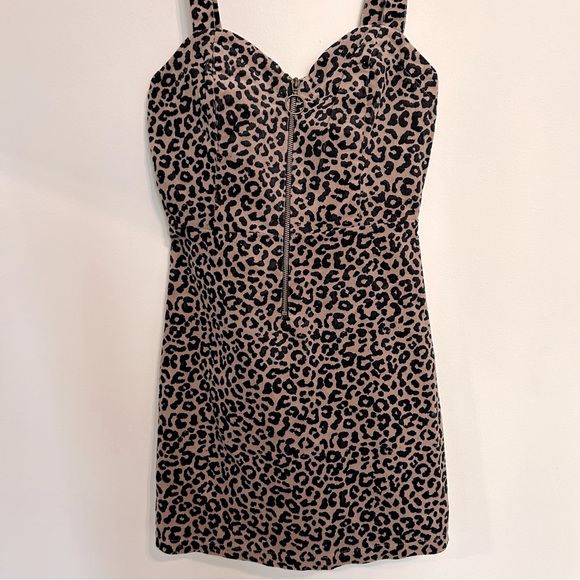 NWT Wild Fable Leopard Corduroy Zip front Mini Dress, XS - Picture 5 of 8